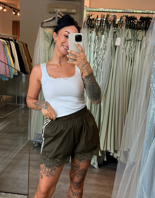 spitzen trackpant | khaki