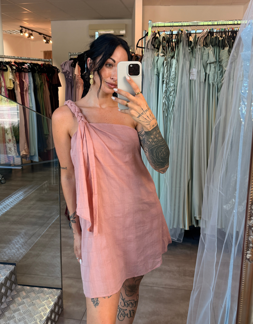 one shoulder baumwollkleid mit geflochtenen trägern | altrosa