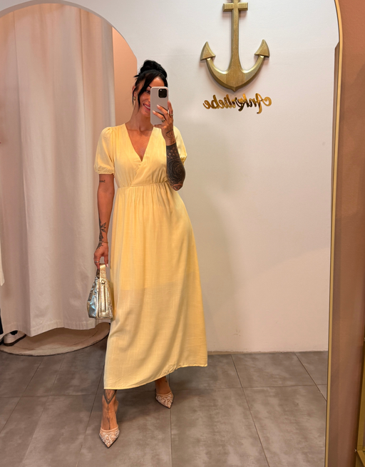 luftiges Maxikleid mit offenem Rücken | buttergelb