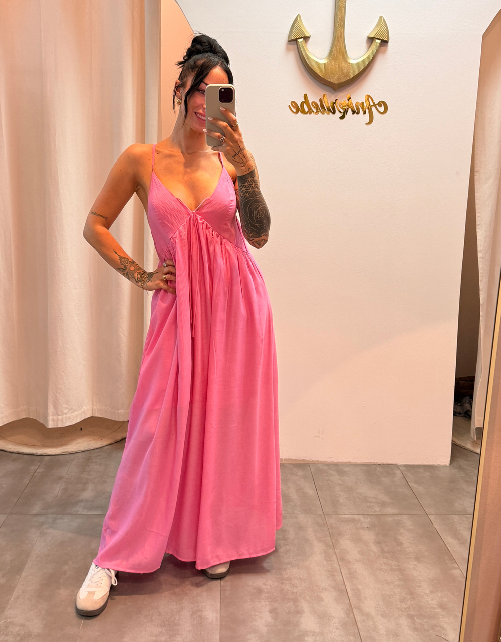 fließendes Maxikleid mit Spaghettiträgern und Rückenausschnitt | blush