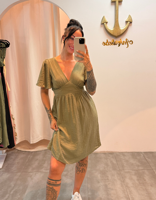luftiges Sommerkleid mit V-Ausschnitt und Rückenausschnitt | khaki