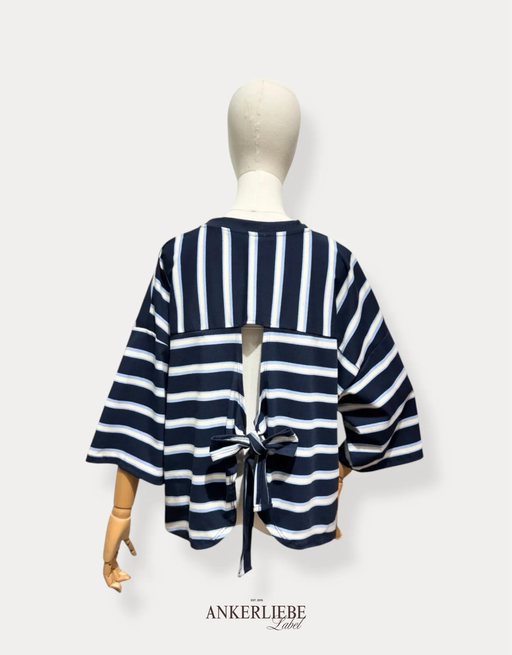 gestreiftes shirt mit masche am rücken | blau