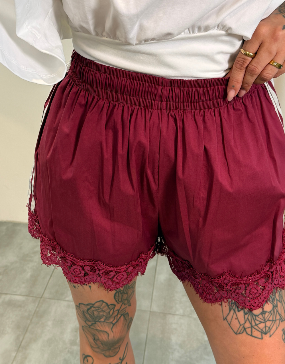 spitzen trackpant | burgund