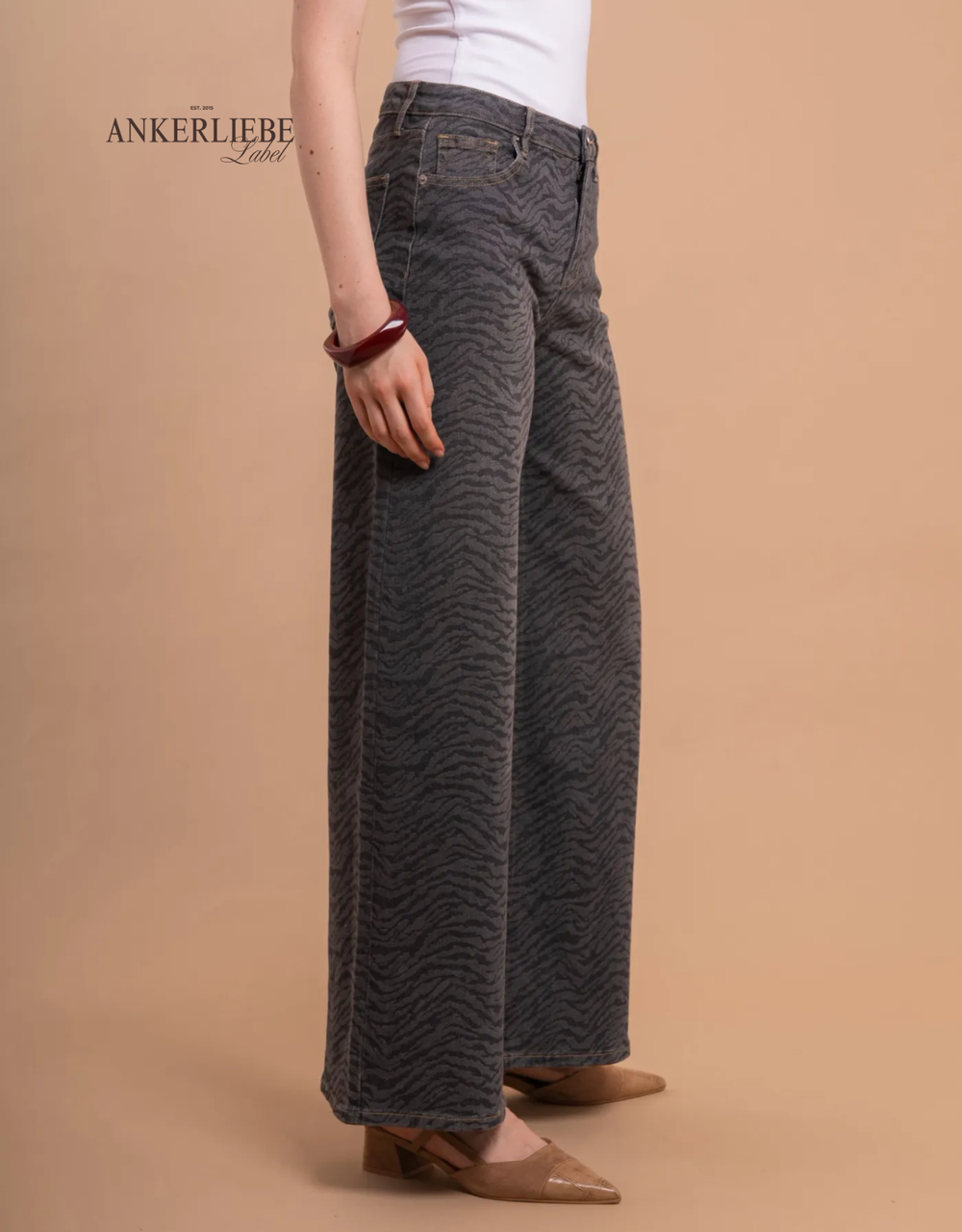 wide leg grey zebra print | soft denim
